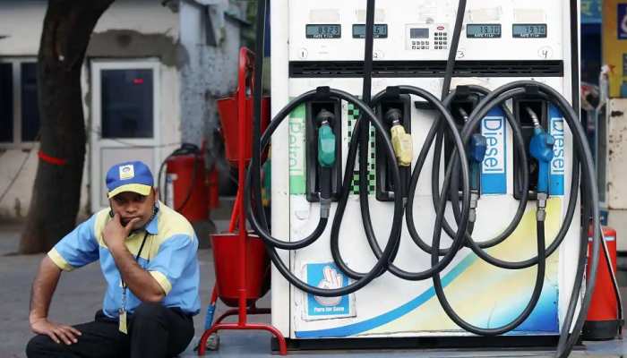 Petrol Diesel Price Today कच्चे तेल की कीमतों में फिर गिरावट